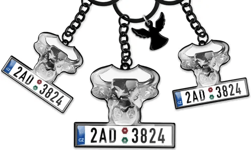 Breloczek byk z tablicą rejestracyjną