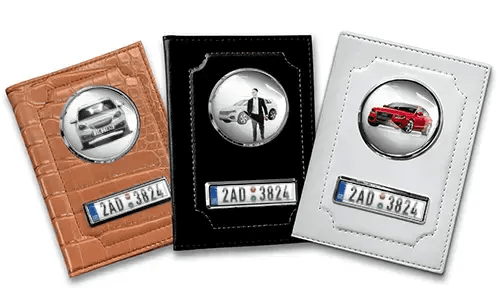 Standard Fahrzeugschein Hülle für Bruder mit Auto/Foto und Kennzeichen