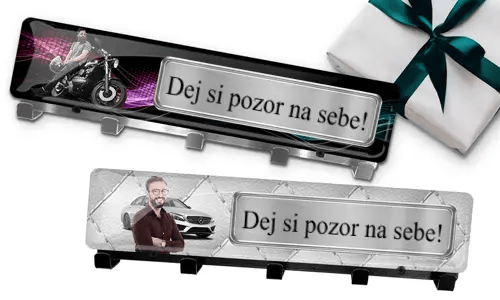 Wieszak na klucze z zdjęciem twojego syna i tablicą rejestracyjną