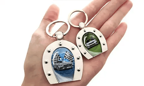 gallery-photo-horseshoe-keychain-3