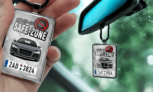 Auto-Safezone-Anhänger mit Weiß Leder Hintergrund nd Lederkette im Wagen Safezone-Anhänger