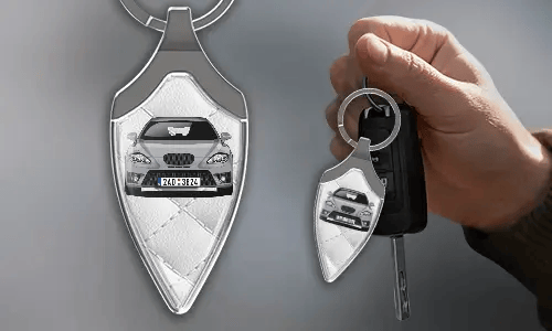 gallerykeychain-self-design-1