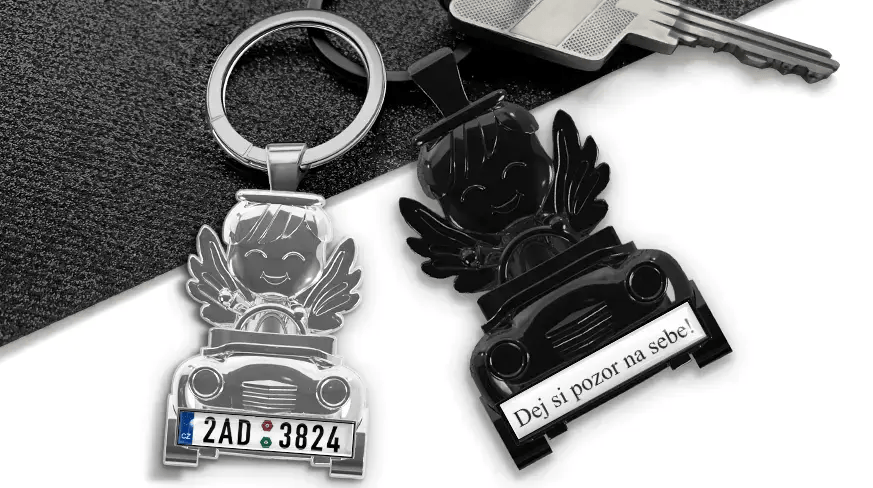 head-keychain-angel-in-car-license-plate-coated